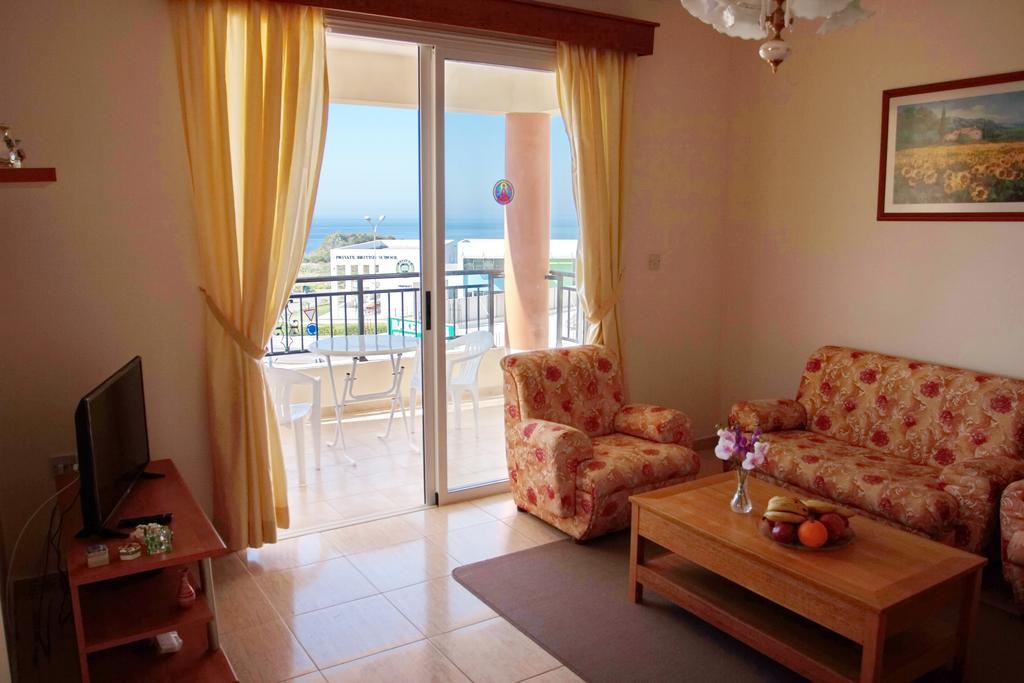 Kyriakos Court Paphos Room photo