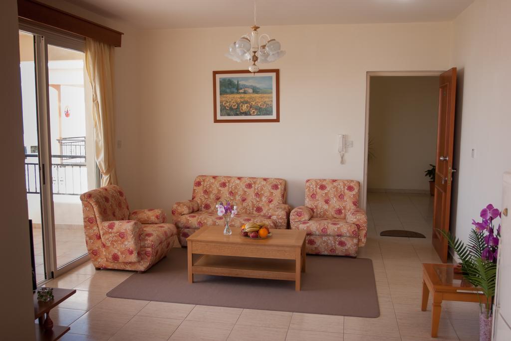 Kyriakos Court Paphos Room photo