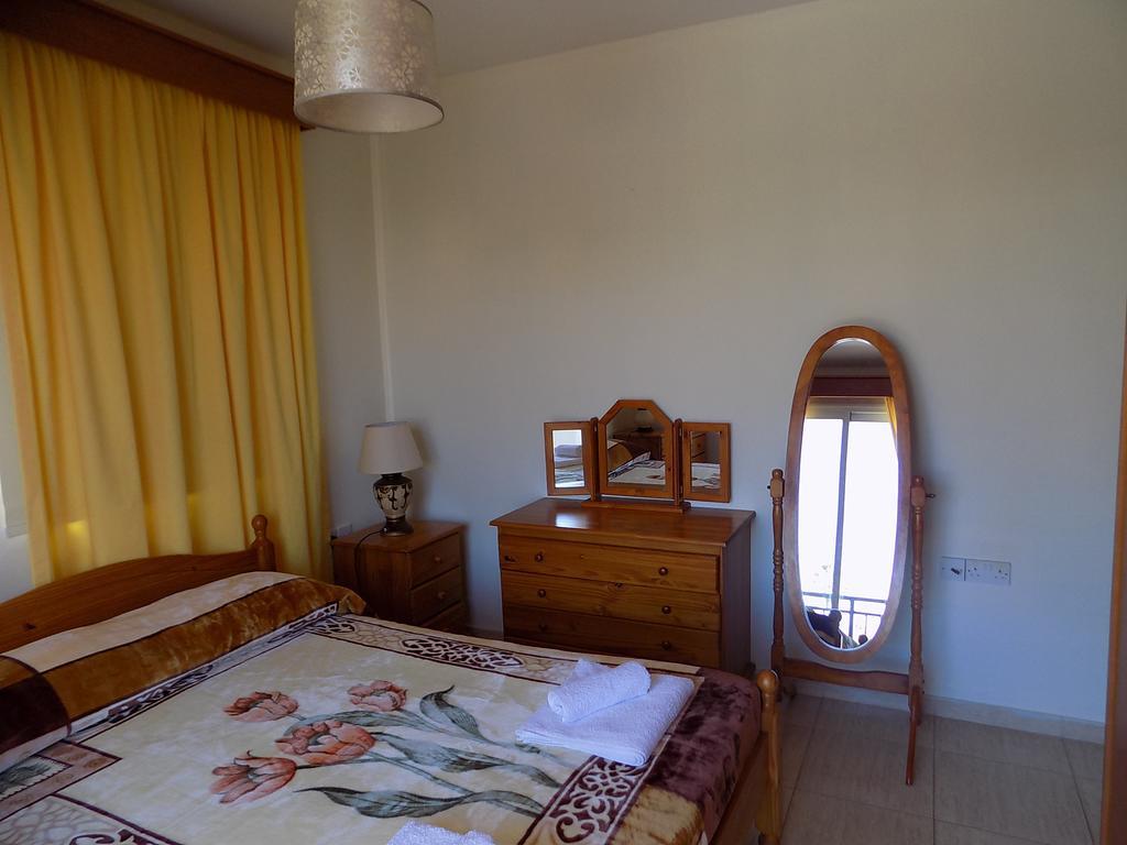 Kyriakos Court Paphos Exterior photo