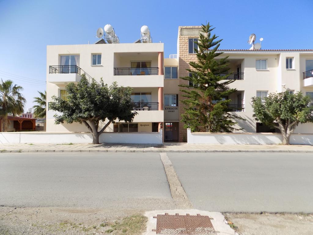 Kyriakos Court Paphos Exterior photo