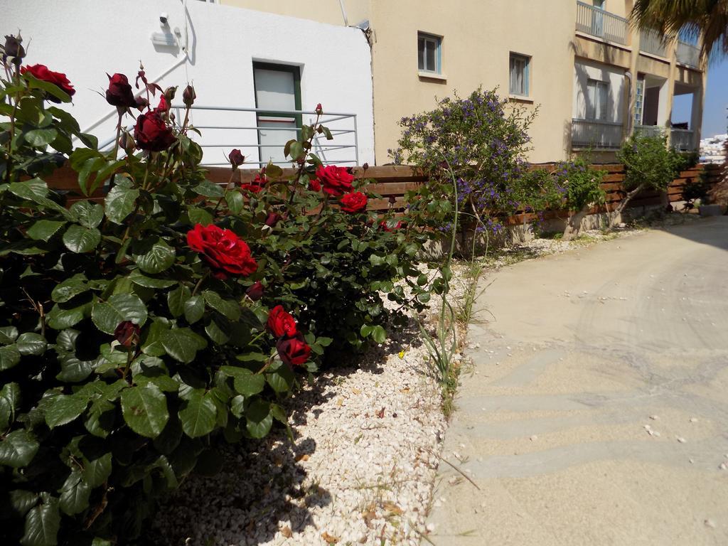 Kyriakos Court Paphos Exterior photo