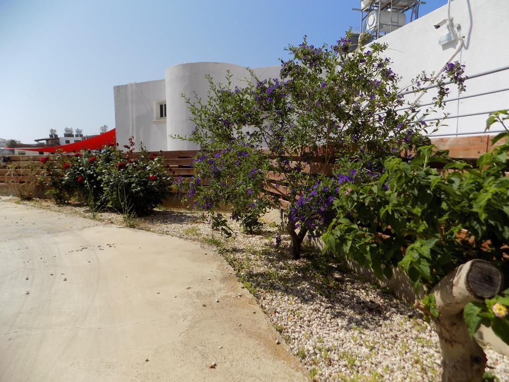 Kyriakos Court Paphos Exterior photo